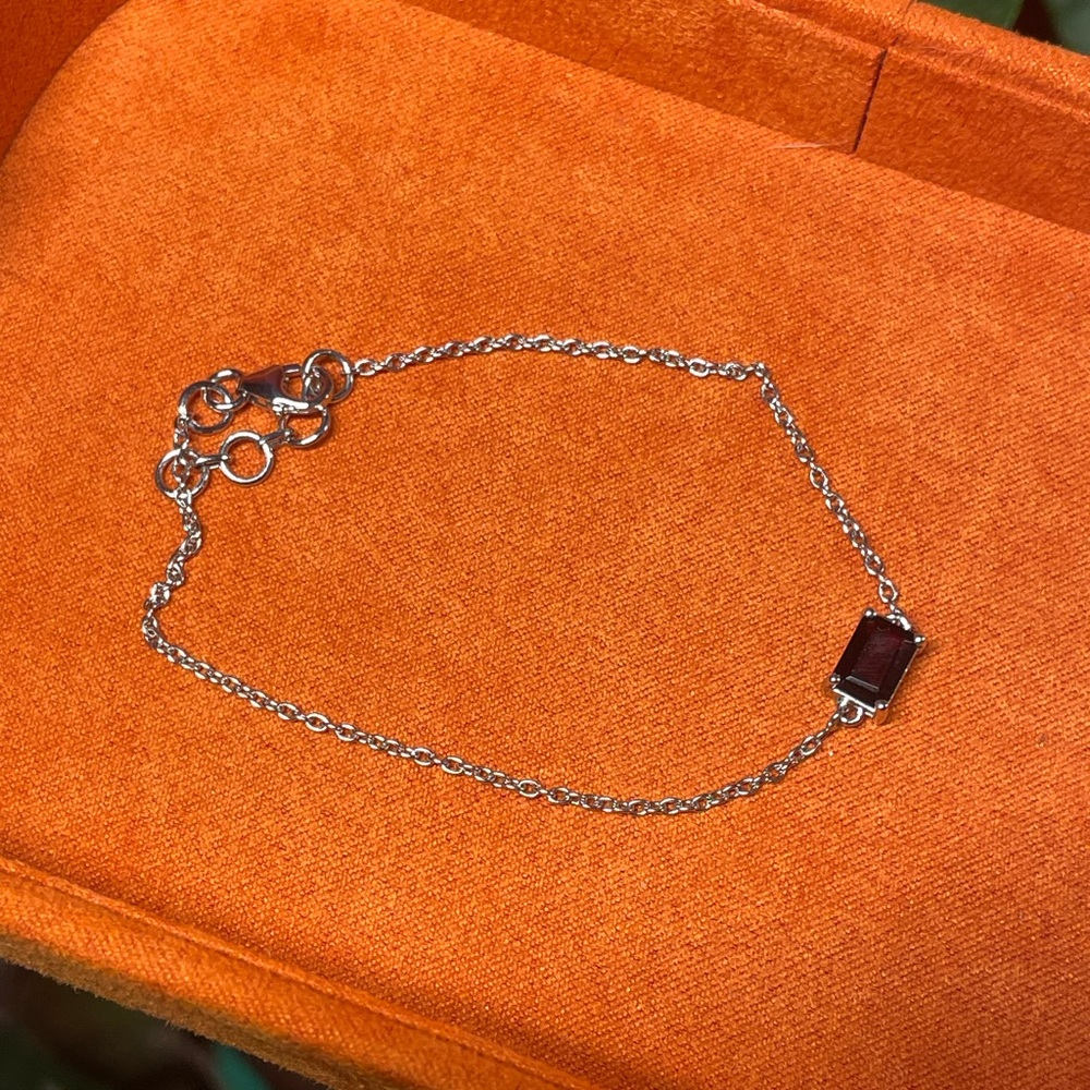 Sterling Silver Bracelet With Natural Garnet Adjustable Length 6.75-7.5 Inch